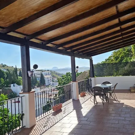 Levante Apartment
